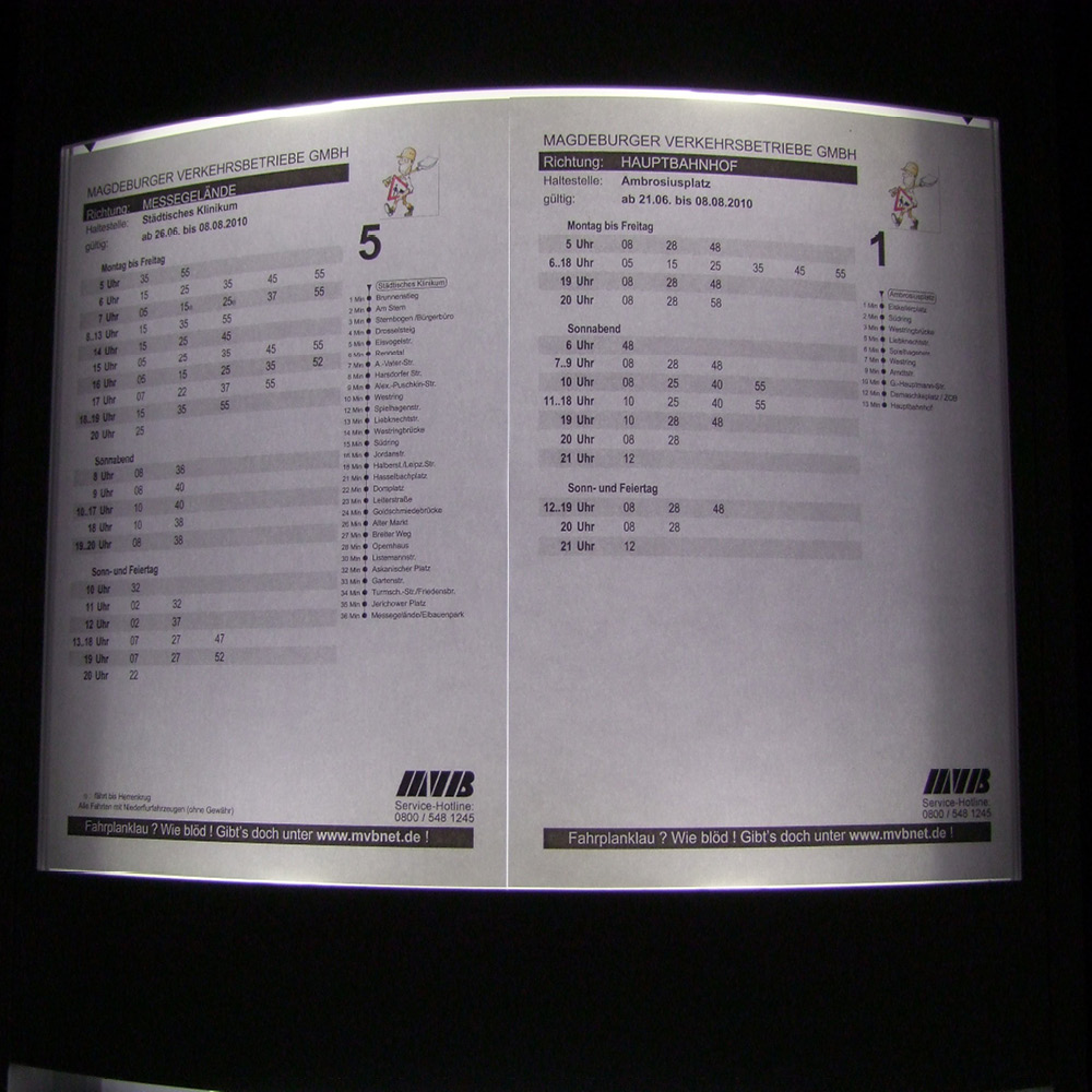 hinterleuchtetes Fahrplanmodul für ARCUS Technikstele