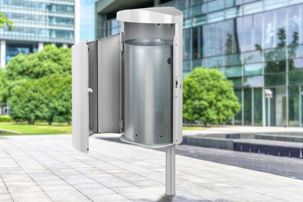 Abfallbehälter M-44 geöffnet mit Innenbehälter