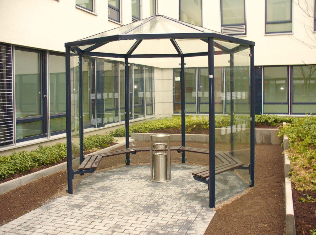 Acht-Eck Pavillon mit Glasdach