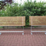 Anlehnbank für den Raucherpavillon