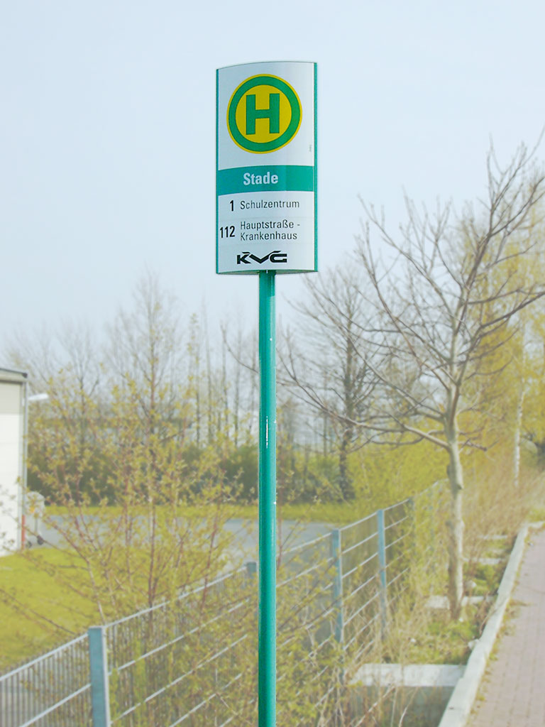 ARCUS 450 Mast an Haltestelle