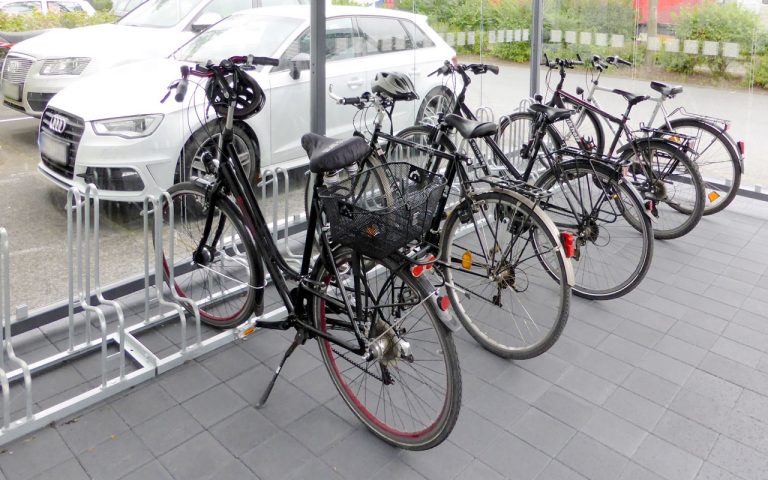 Fahrradbügel zum Einstellen der Räder im Unterstand PROTECT