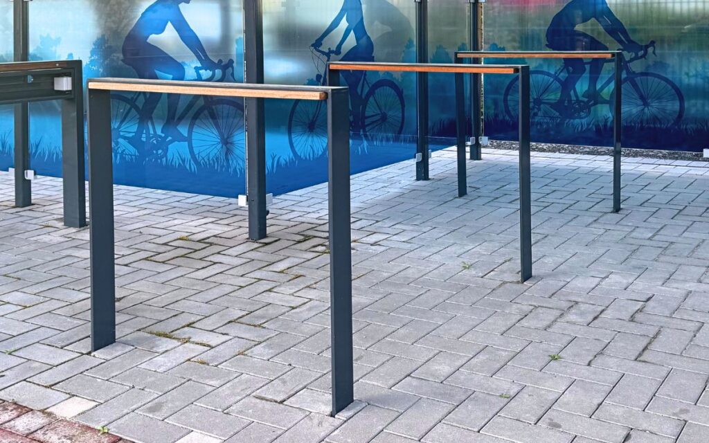 alternativer U-Bügel für weitere Stellplätze ohne Lademöglichkeit