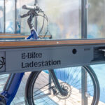 E-Bike Ladebügel mit Steckdose