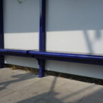 Einhängesitzbank Typ L mit Holzeinlegern