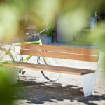 Sitzbank ENSEMBLE mit Rückenlehne