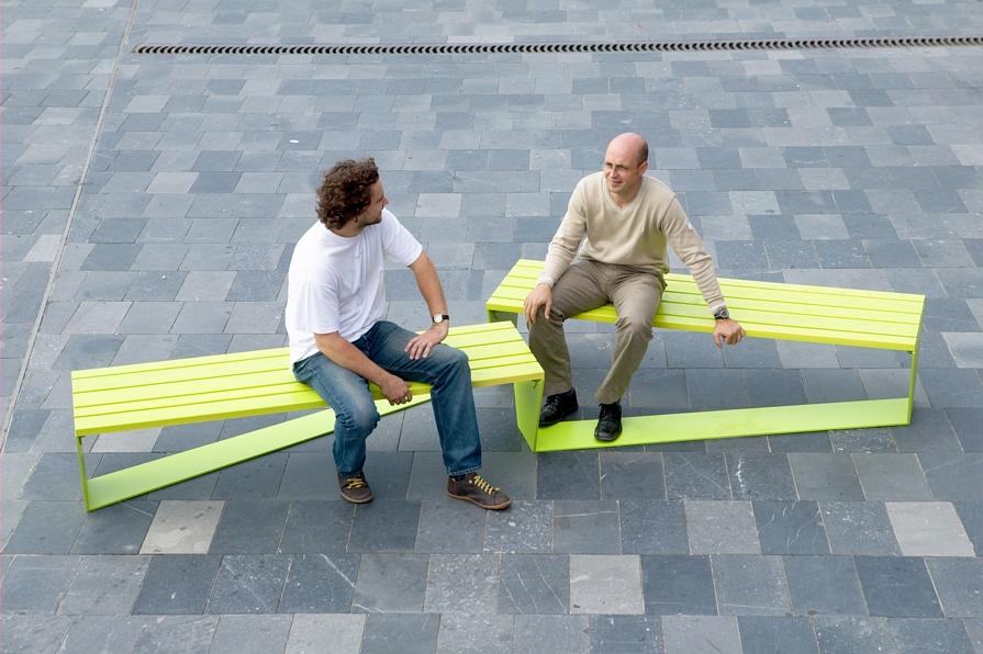 Hockerbank ENSEMBLE als kommunikativer Treff