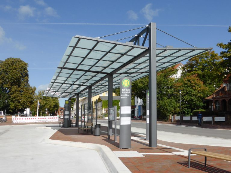 ZOB Eutin mit Überdachung Typ O doppelzeilig