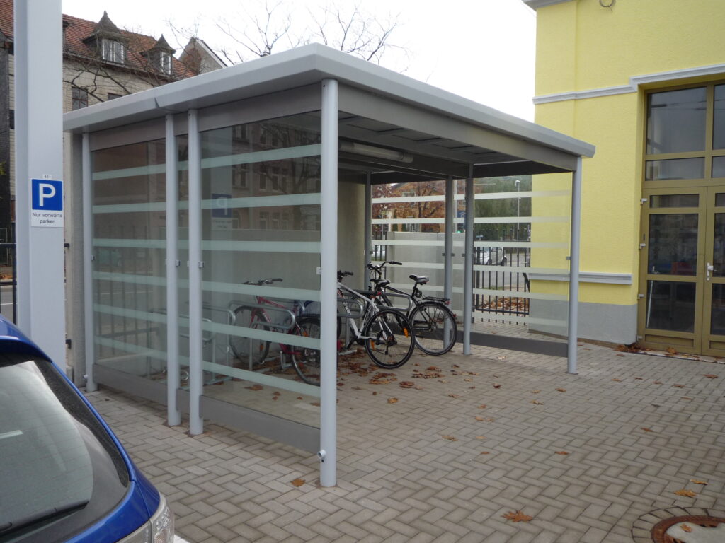 Fahrradabstellanlage BASIC doppelzeilig mit Flachdach