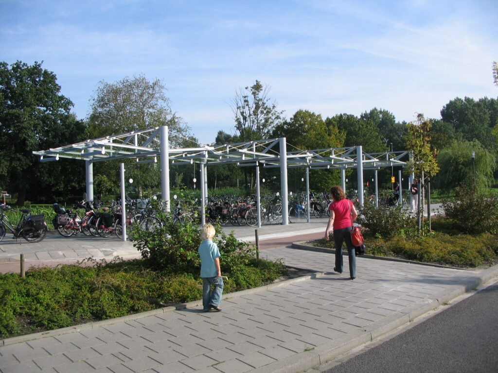 Fahrradunterstand System O doppelzeilig in Leeuwarden