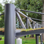 Freitragende Überdachung System O doppelzeilig mit Gründach