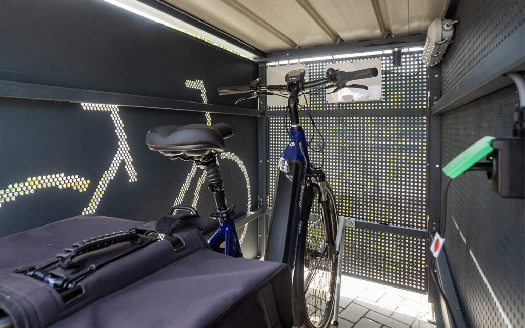 Lademöglichkeit für E-Bikes in der PROTECT Box
