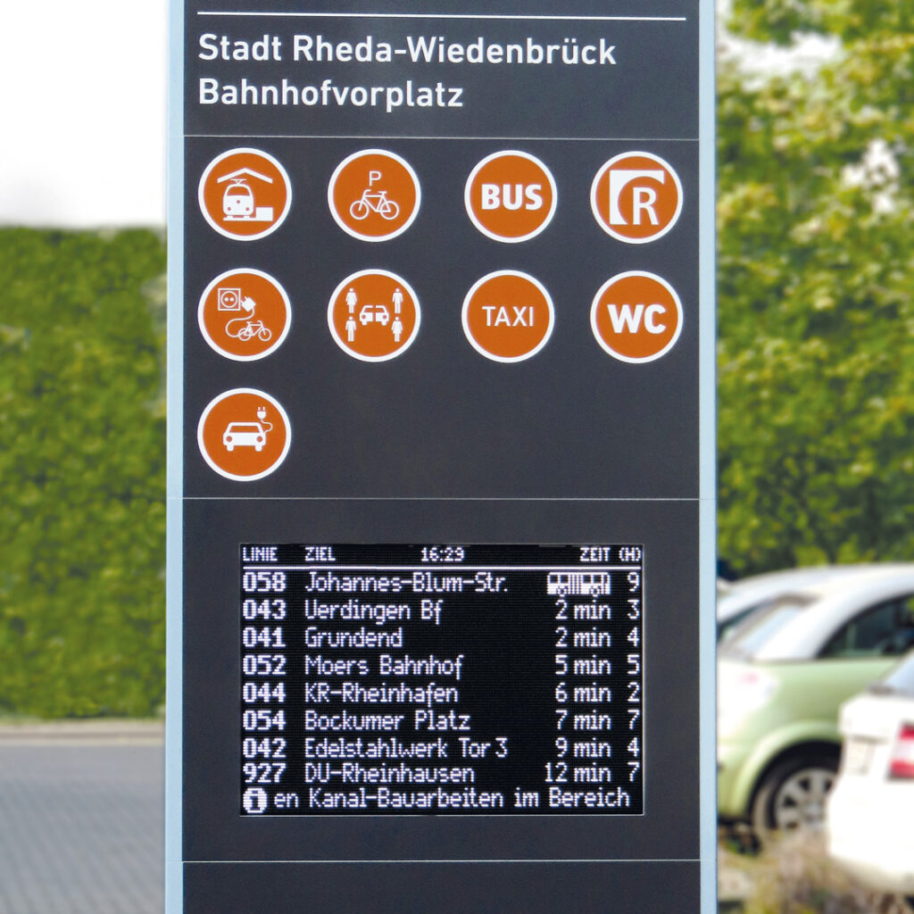 FIS 6-N mit LED-Vollmatrixanzeige für präzise Darstellungen gezielter und echtzeit-basierter Informationen