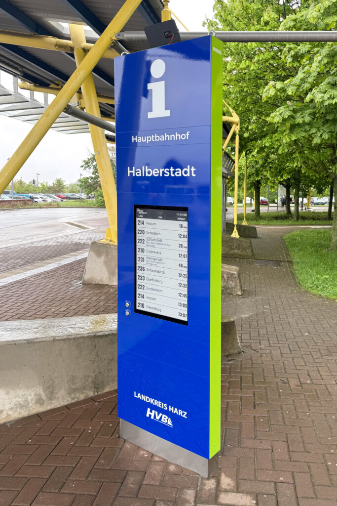 FIS 6-N mit 32“ ePaper Anzeiger (einseitig)
