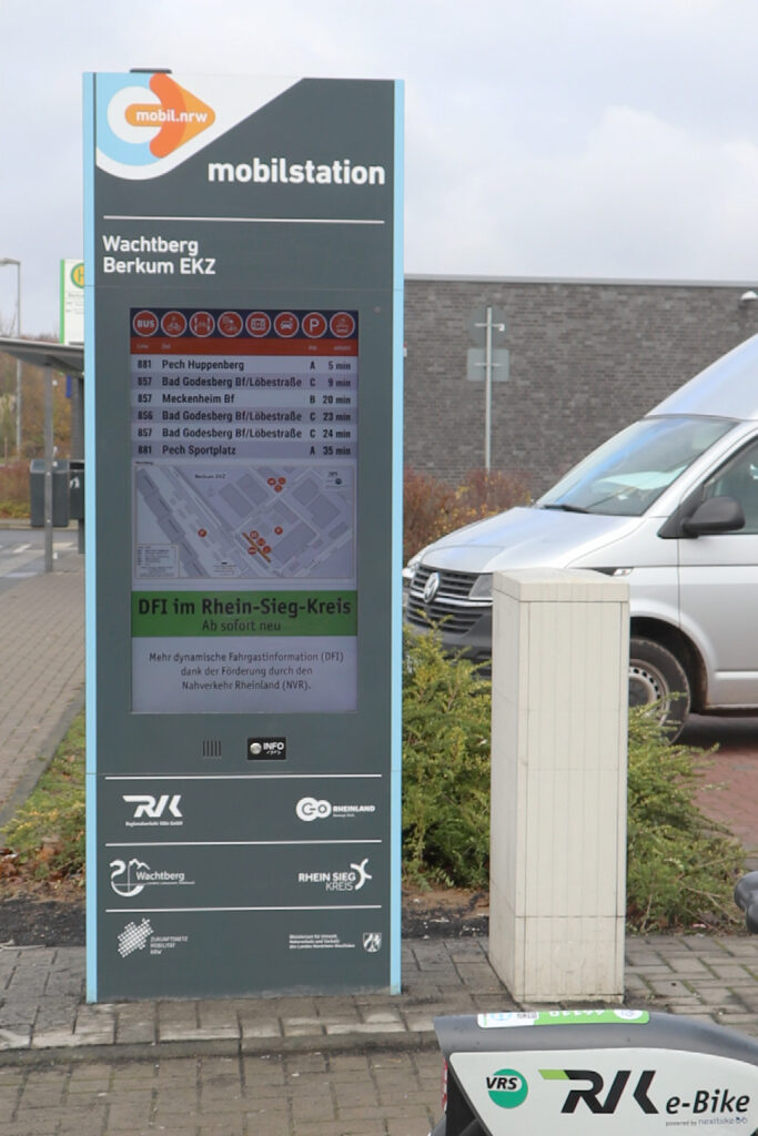 FIS 6-N an Mobilitätsstation der RVK in Wachtberg