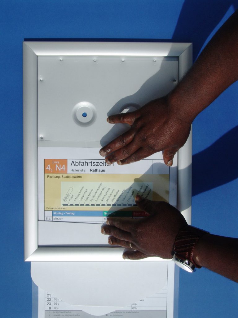 Fahrplan nach unten entnehmen