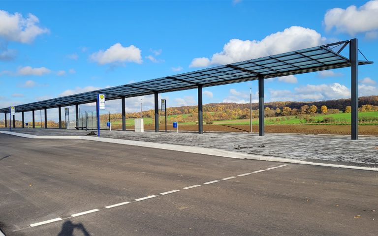 barrierefreie Businsel am ZOB Heskem