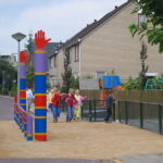 Signalsäule JULIE in Kombination mit Bügel JULIE