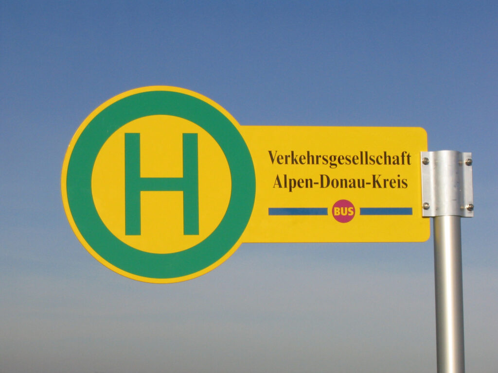 Kompaktschild ST-2 - das „Löffelschild“