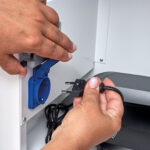 Ladeschrank MA-E mit Steckdose im Fach