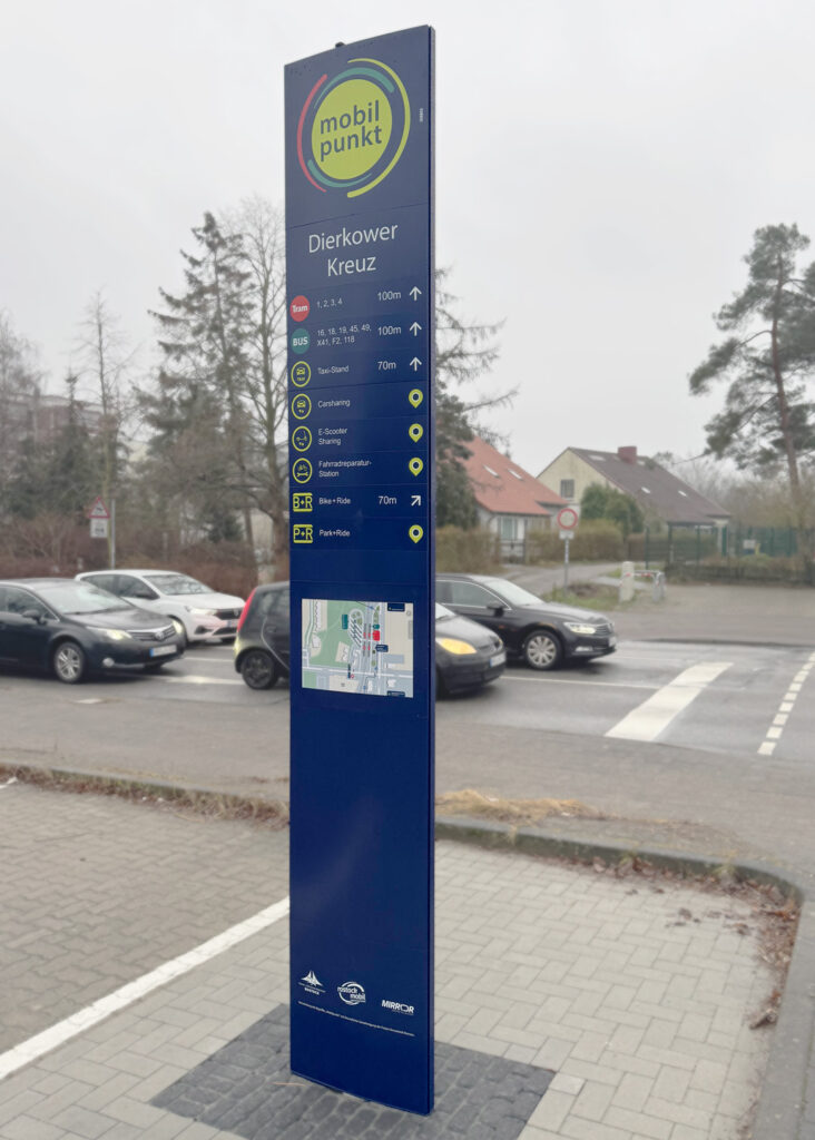 MODULAR-S als Mobilitätsstele in Rostock