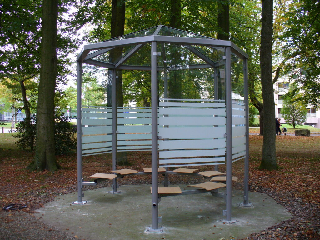 Dekor Raucherpavillon Typ C (Streifen, mittig)