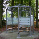 Dekor Raucherpavillon Typ C (Streifen, mittig)