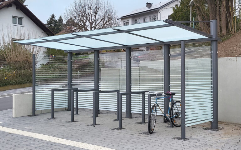Fahrradabstellanlage System O DZ mit Fahrradbügel U aus Vierkantrohr