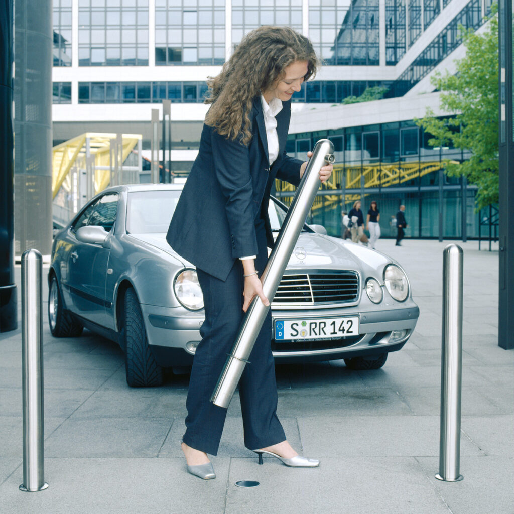 Edelstahlpoller heraushebbar