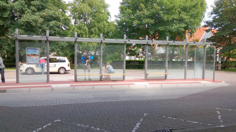 Seitenansicht Überdachung System O am Rosengarten