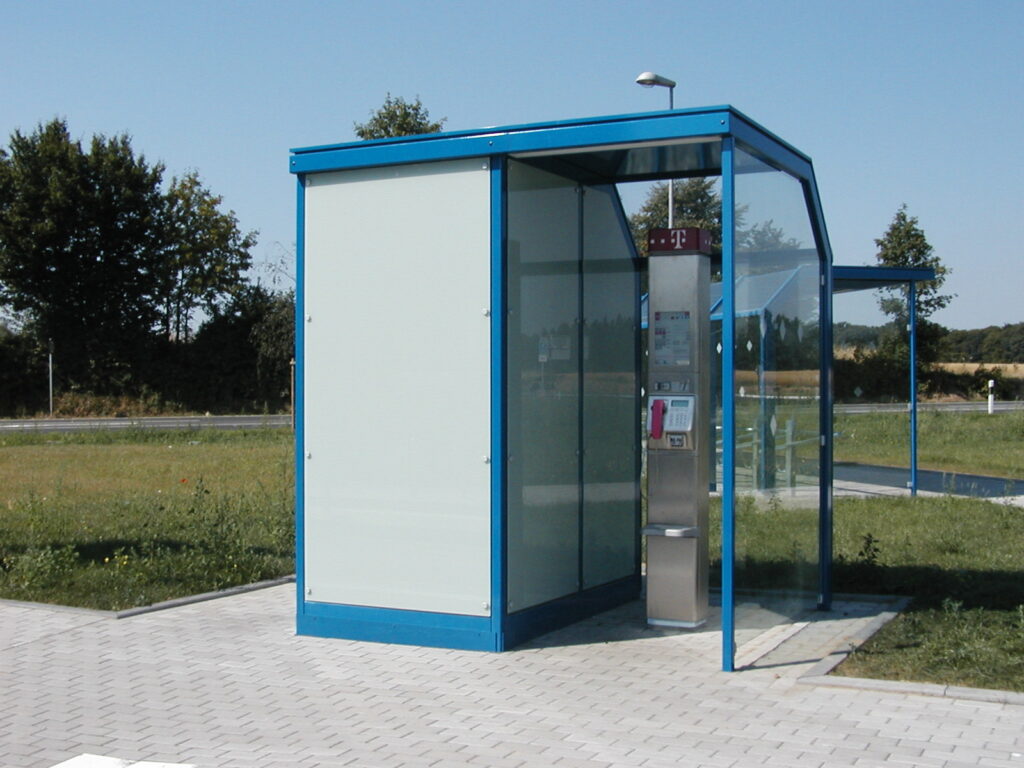 Fahrer-WC Anlage Typ A mit Überdach für Telefon