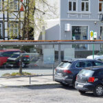 Wartehalle B-G 6-feldrig mit Gründach