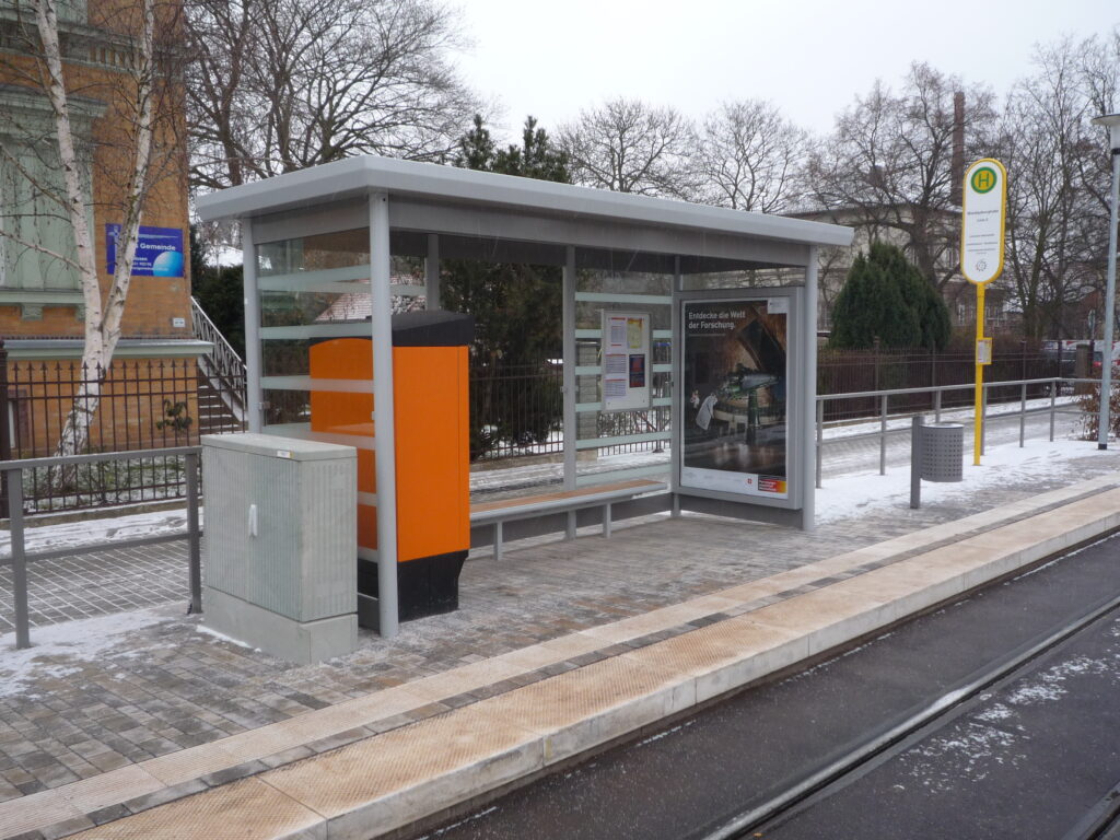 Wartehalle System BASIC mit Flachdach