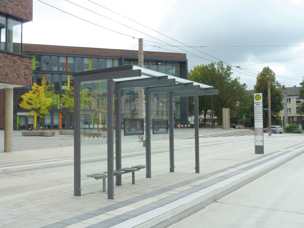 Wartehalle System C in Solingen