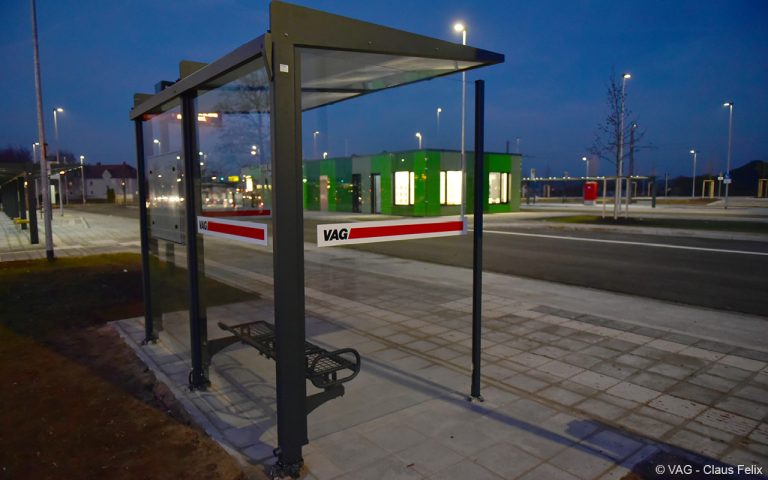 2-feldrige Wartehalle System N einzeilig