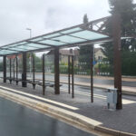 Satinierte Dacheindeckung aus ESG der Wartehalle O DZ