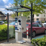 Klein-Überdachung System O als Unterstand für einen Parkscheinautomat