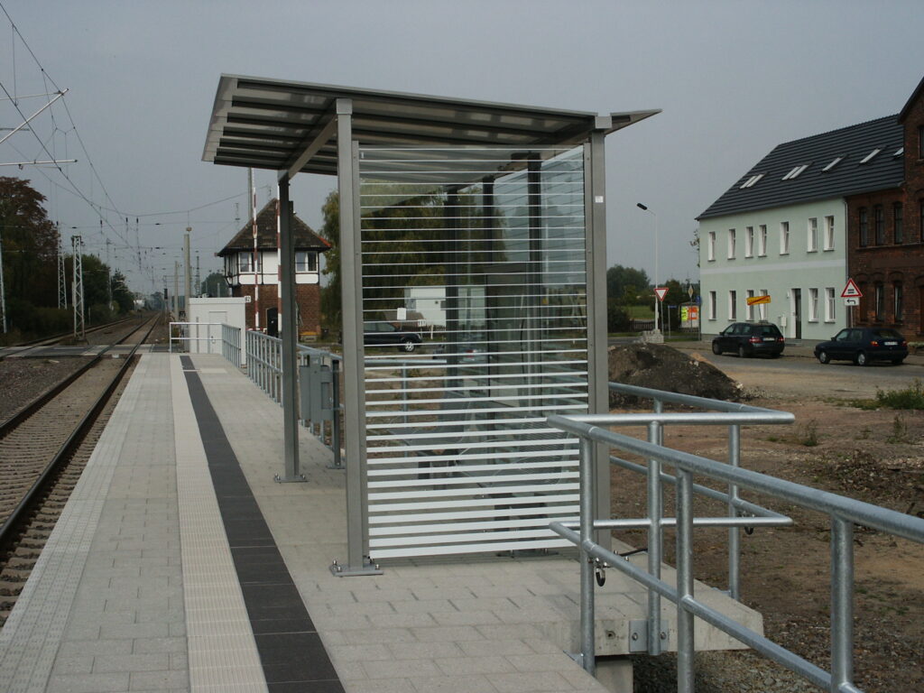 Wartehalle System Raster 22 einzeilig