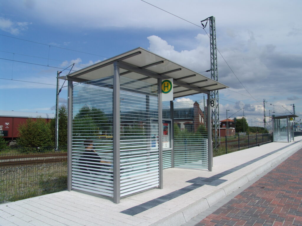 Wartehalle System Raster 22 Bahnhof Norden