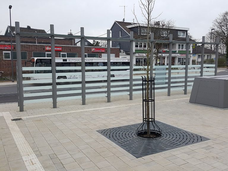 Rückseite Wartehalle System O